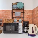 Διαμέρισμα And 2 Walls *